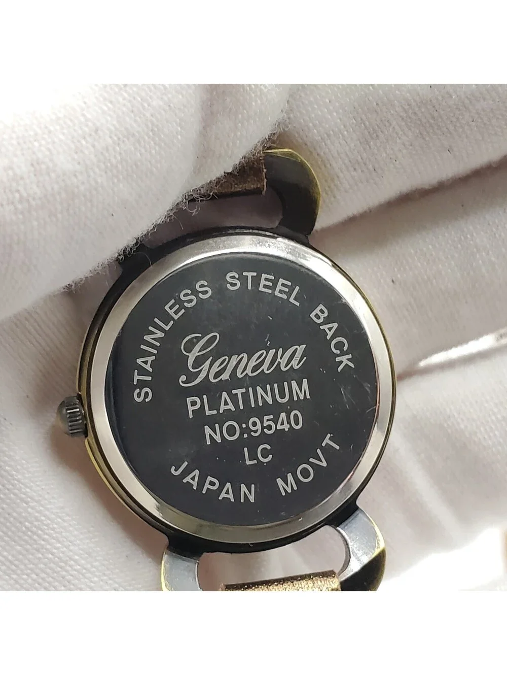 Geneva Platinum Long Strap Watch 27mm Gold Tone New Battery